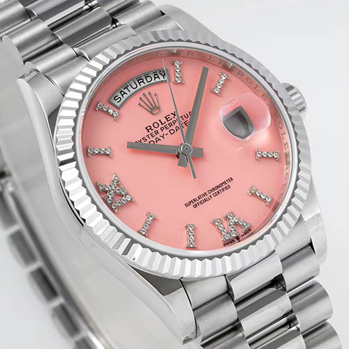 ロレックスのデイト腕時計m128236-0006